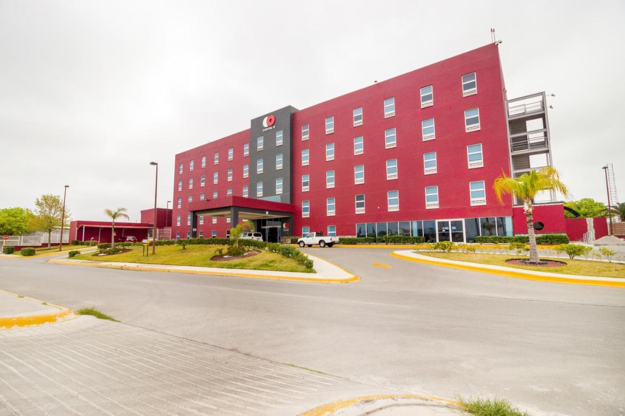 Capital O Hotel Herederos, Пьедрас-Неграс Экстерьер фото